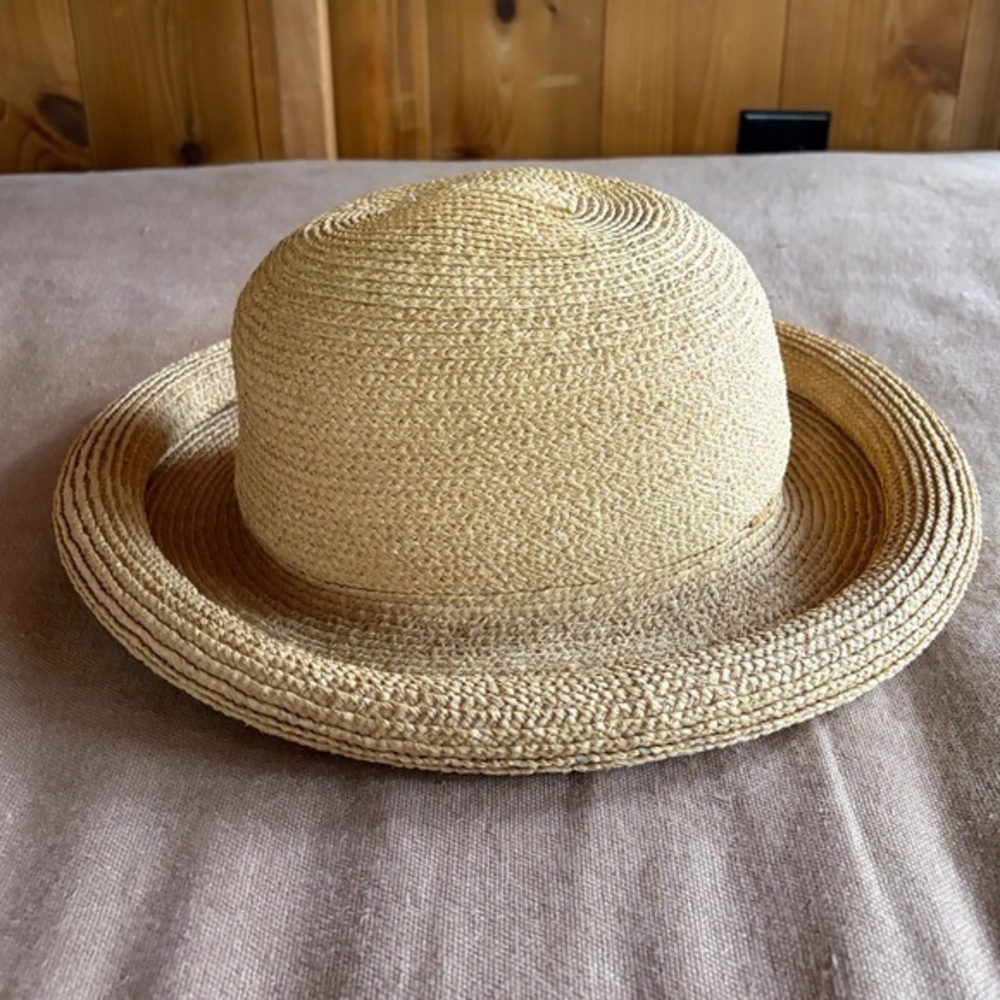 Handmade Kaminski Raffia Hat Gorgeous, Classic, Luxury